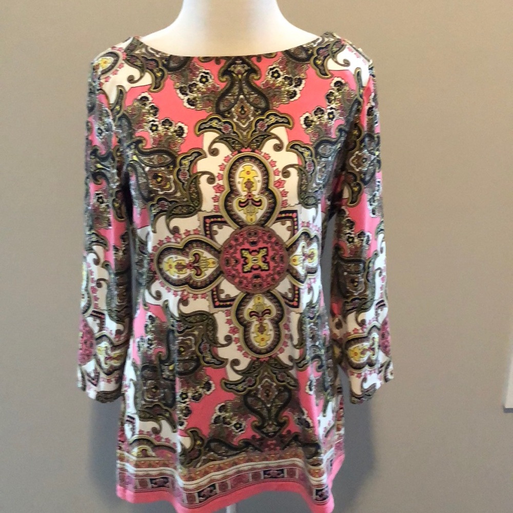 Women’s long sleeve dress shirt!